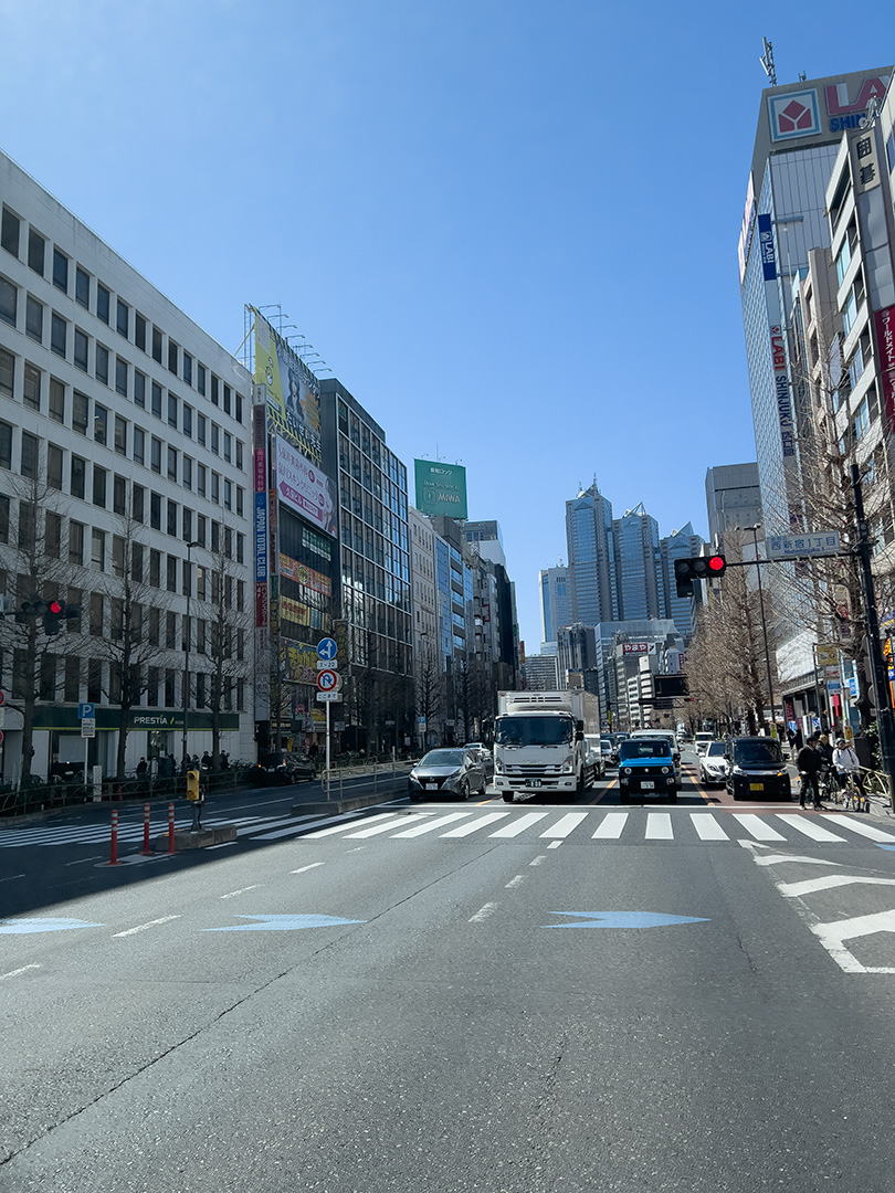 甲州街道へ