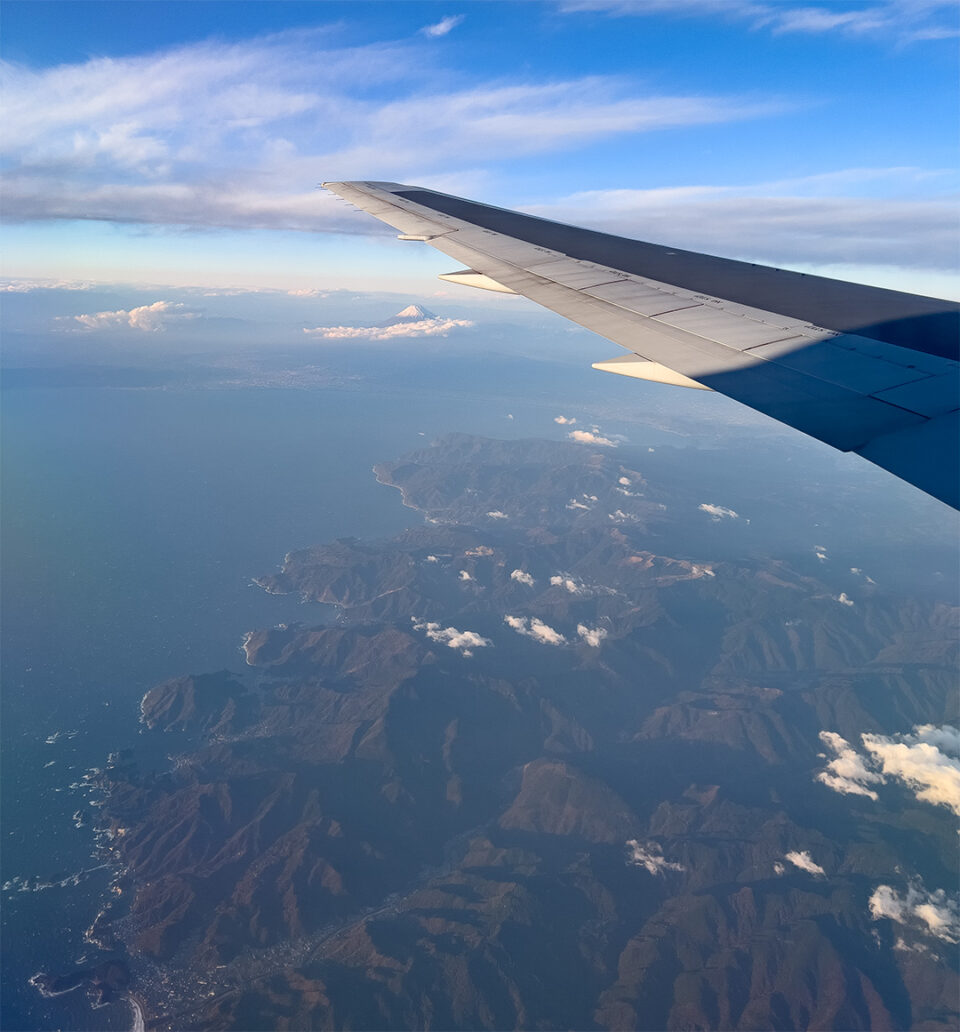 伊豆半島と富士山